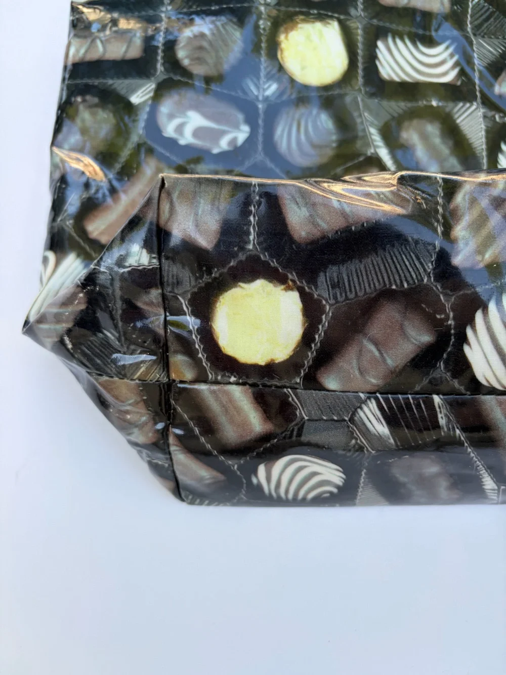 Rare Kate Spade Daycation Chocolate Bon Shopper Tote Bag Candy Box Aria PLL Vtg
